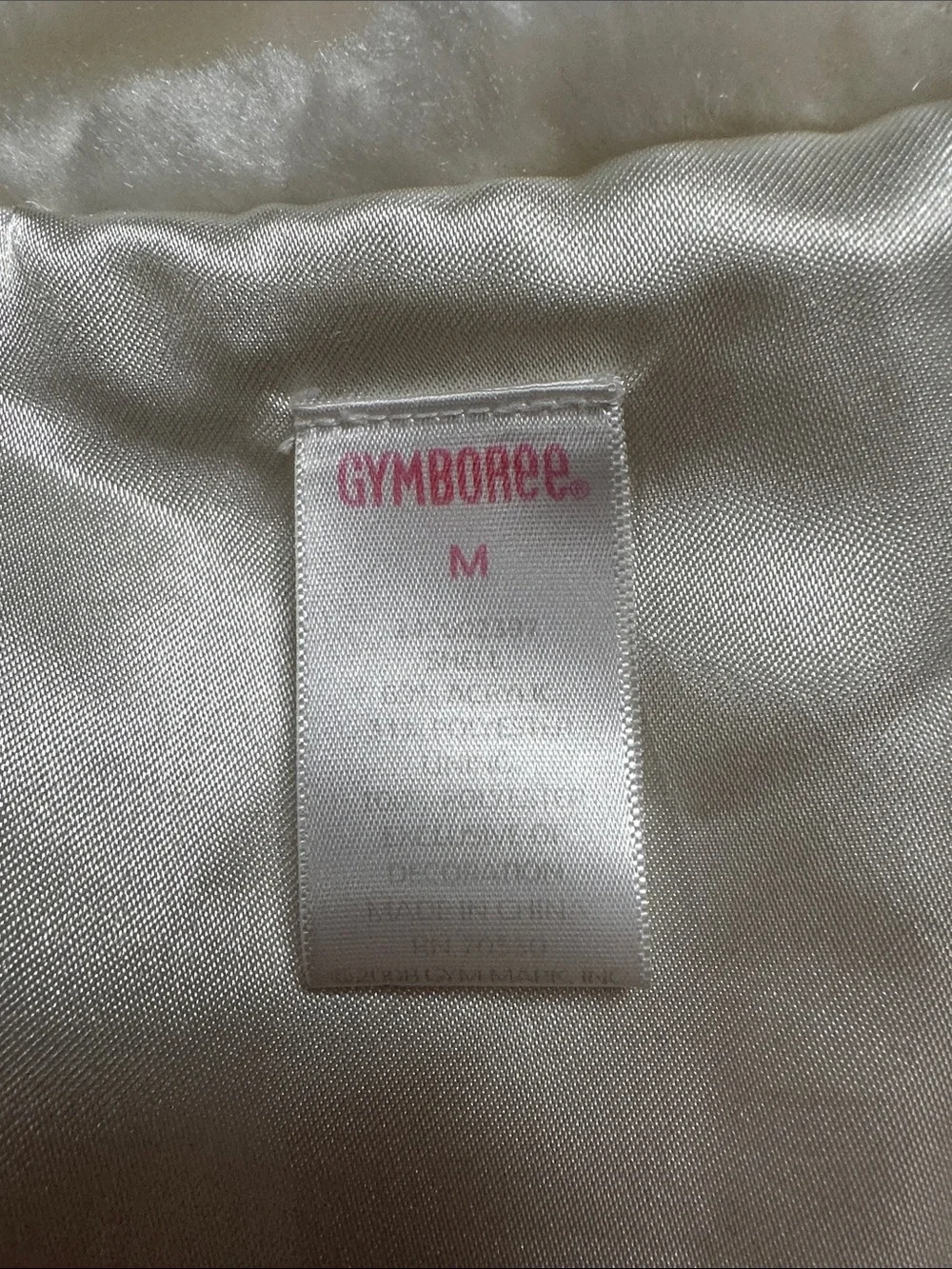 Gymboree Girl’s faux fur white cropped jacket w/ bow M